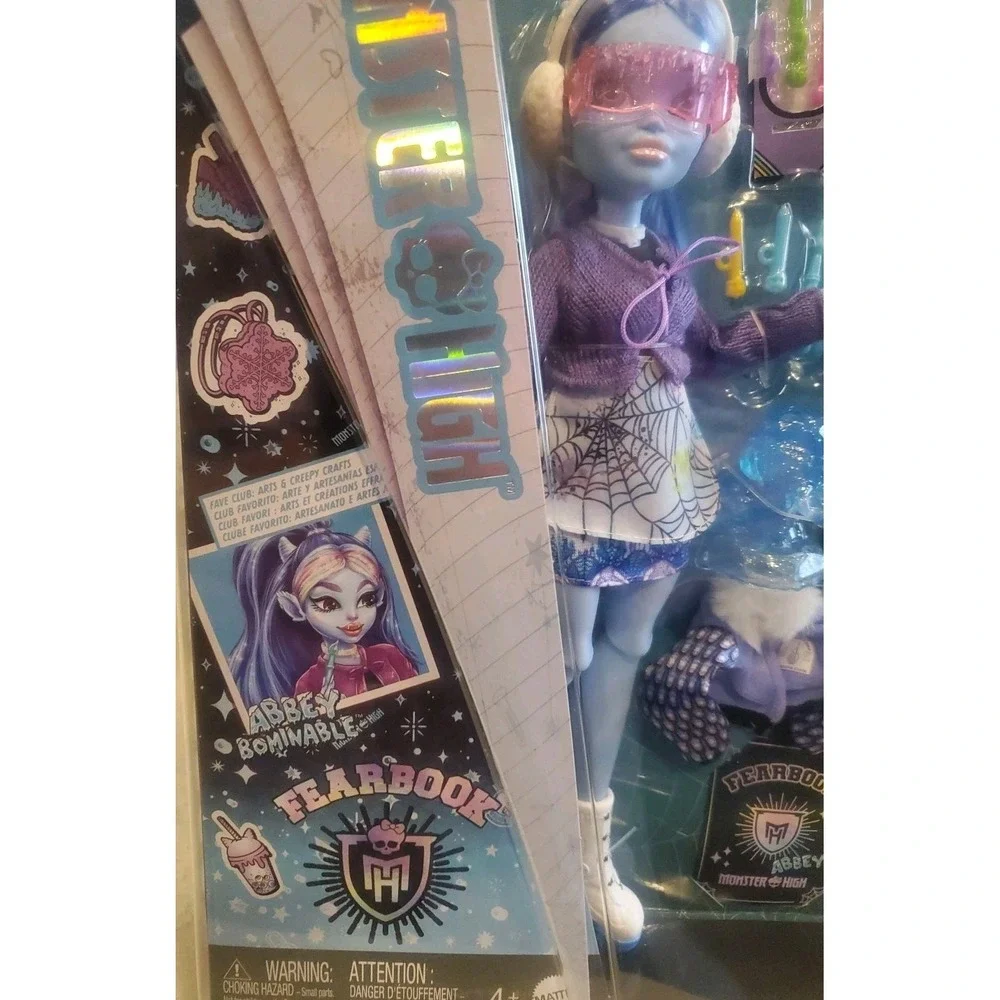 Monster High‎ Abbey Bominable Fearbook Doll Exclusive COMPLETE New
